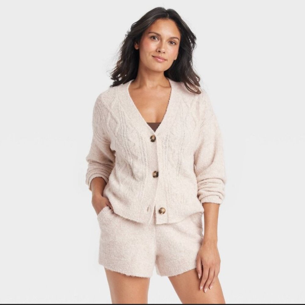 Auden Target Women's Super Soft Button V Neck Cardigan Cream Sweater  Size: L